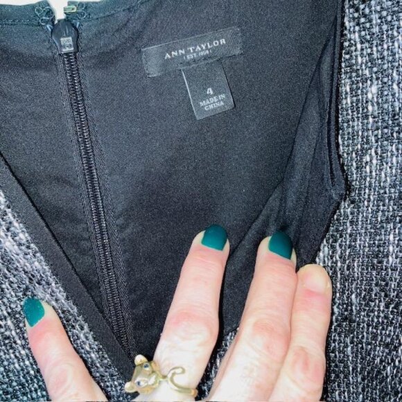 Ann Taylor Classic Tweed Pencil Sheath Dress Size 4 Elegant Business Wedding - Picture 4 of 11